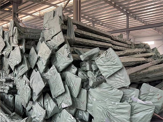 燈具包裝發(fā)貨