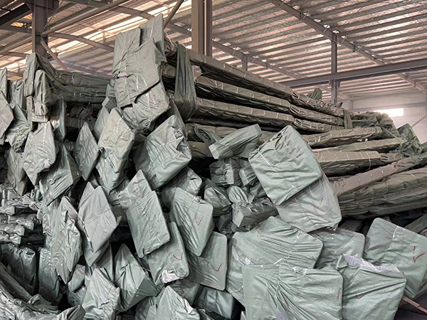 燈具包裝發(fā)貨